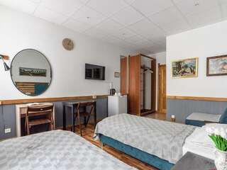 Гостевой дом Гаррах Санкт-Петербург Номер стандарт с 2 односпальными кроватями-15