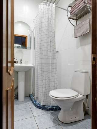 Гостевой дом Гаррах Санкт-Петербург Номер стандарт с 2 односпальными кроватями-16