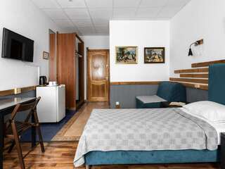 Гостевой дом Гаррах Санкт-Петербург Номер стандарт с 2 односпальными кроватями-13